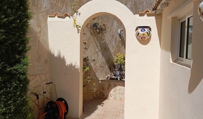 Begagnad - Villa - Orihuela - Villamartín