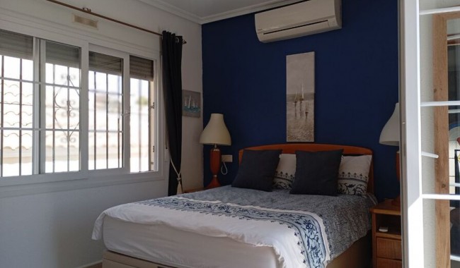 Begagnad - Villa - Orihuela - Villamartín