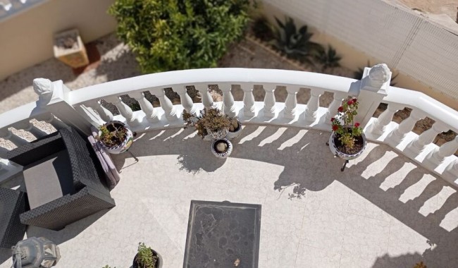 Begagnad - Villa - Orihuela - Villamartín