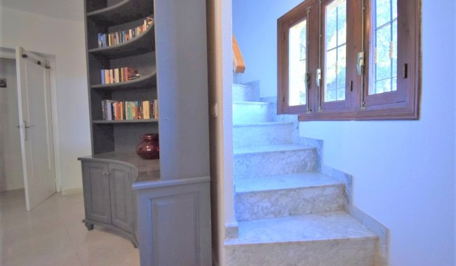 Begagnad - Villa - Orihuela - Villamartín