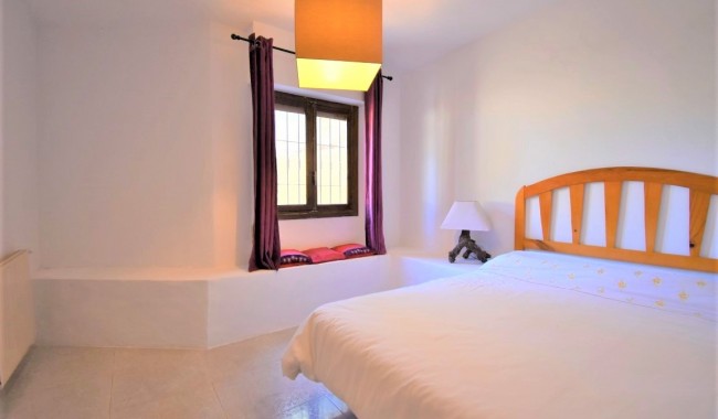 Begagnad - Villa - Orihuela - Villamartín