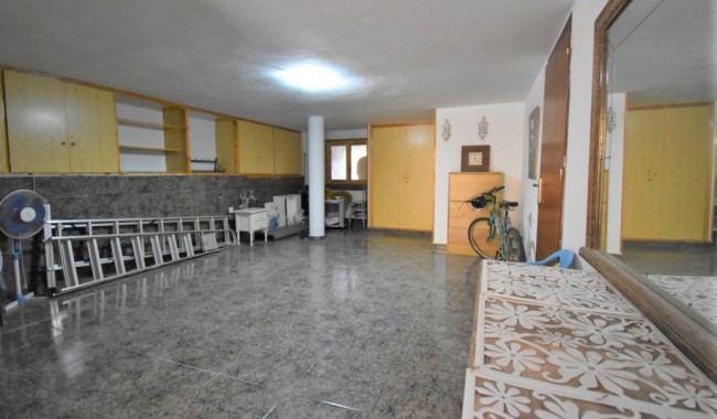 Begagnad - Villa - Orihuela - Villamartín