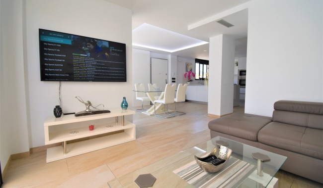 Begagnad - Villa - Orihuela - Villamartín