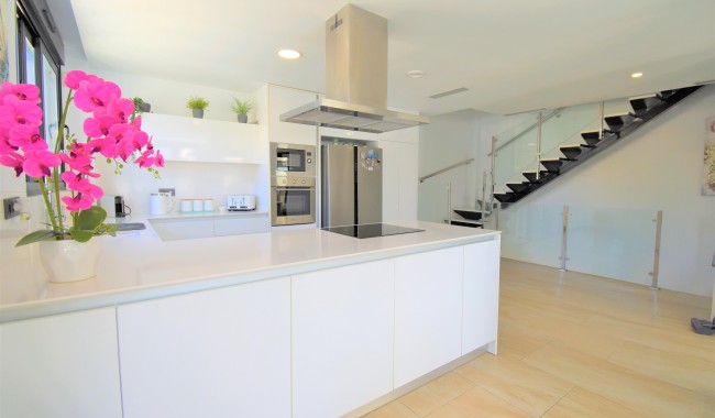 Begagnad - Villa - Orihuela - Villamartín