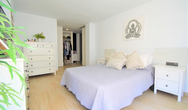 Begagnad - Villa - Orihuela - Villamartín