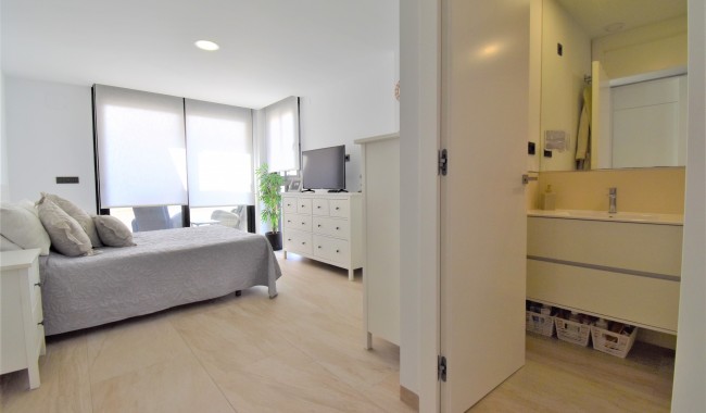 Begagnad - Villa - Orihuela - Villamartín