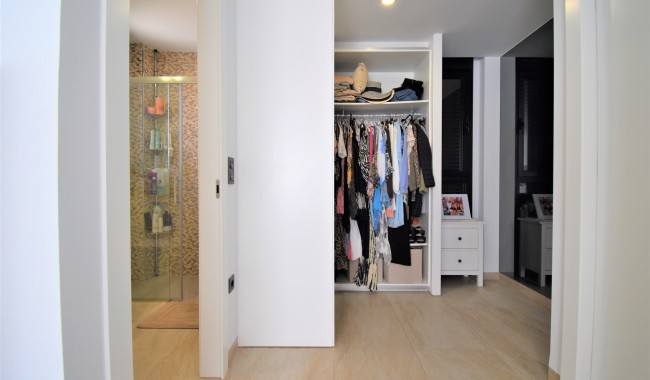 Begagnad - Villa - Orihuela - Villamartín