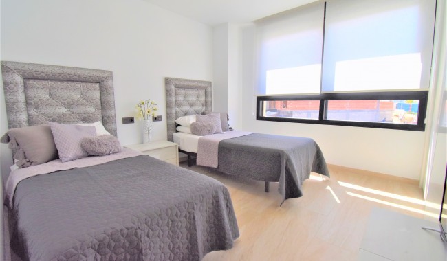 Begagnad - Villa - Orihuela - Villamartín