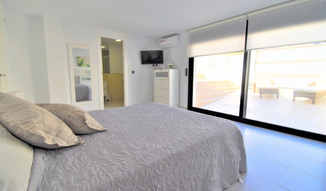 Begagnad - Villa - Orihuela - Villamartín