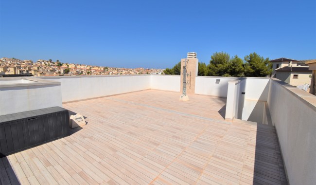 Begagnad - Villa - Orihuela - Villamartín