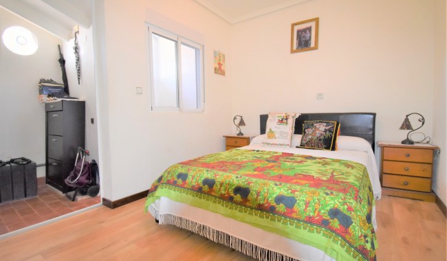 Begagnad - Villa - Orihuela - Villamartín