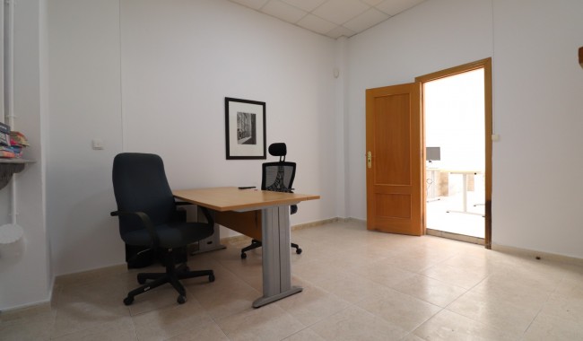 Sprzedaż - Lokal biznesowy - Jacarilla - Jacarilla - Town