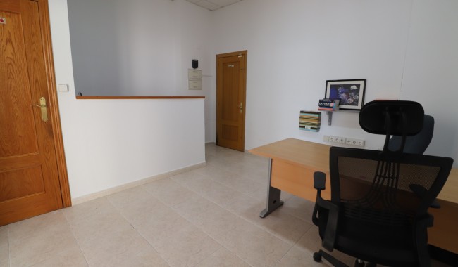 Sprzedaż - Lokal biznesowy - Jacarilla - Jacarilla - Town