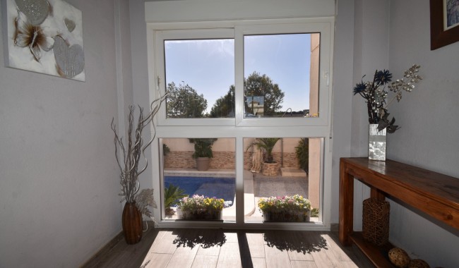 Begagnad - Villa - Orihuela - Playa Flamenca