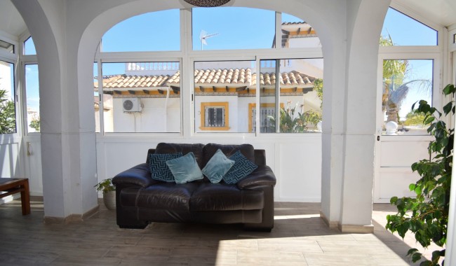 Begagnad - Villa - Orihuela - Playa Flamenca