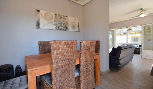 Begagnad - Villa - Orihuela - Playa Flamenca