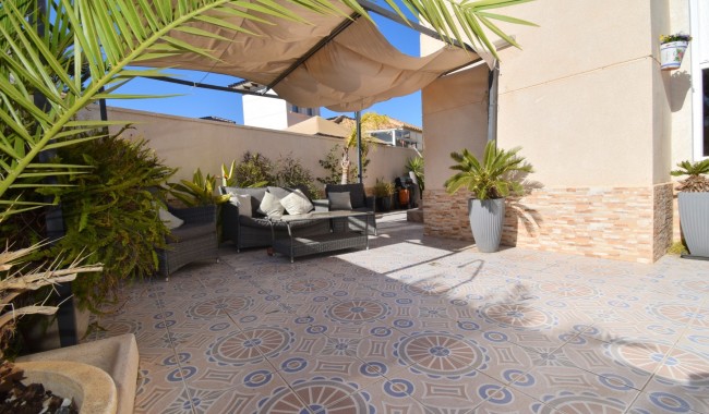 Begagnad - Villa - Orihuela - Playa Flamenca