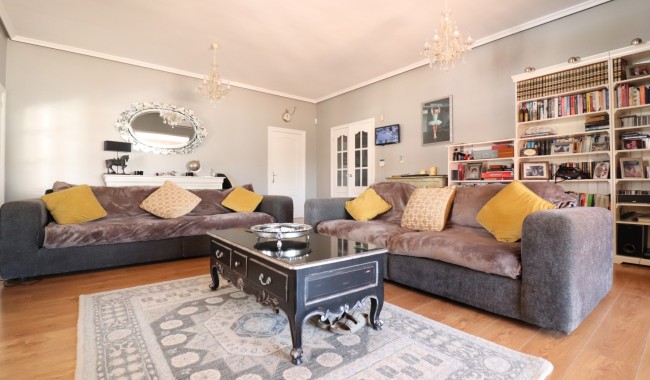 Resale - Finca - Heredades