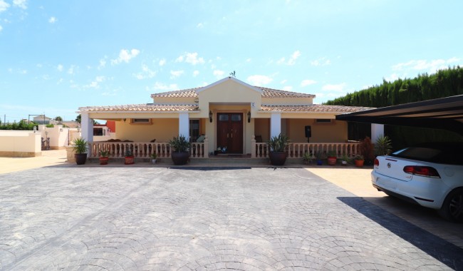 Resale - Finca - Heredades