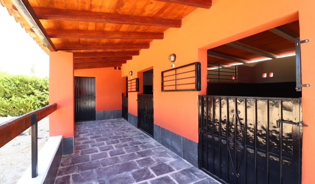 Resale - Finca - Heredades