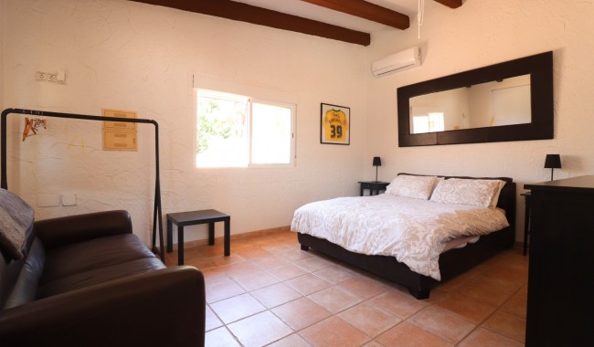 Resale - Finca - Heredades