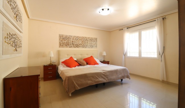 Begagnad - Villa - La Marina - La Escuera