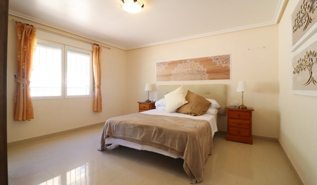 Begagnad - Villa - La Marina - La Escuera