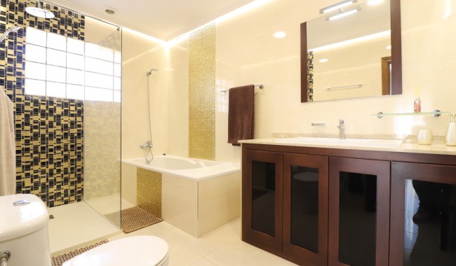 Begagnad - Villa - La Marina - La Escuera