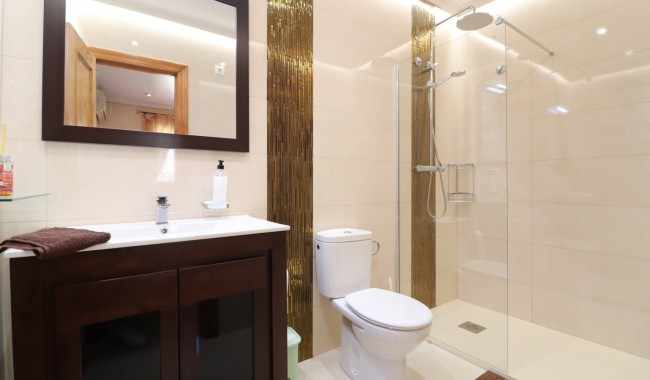 Begagnad - Villa - La Marina - La Escuera