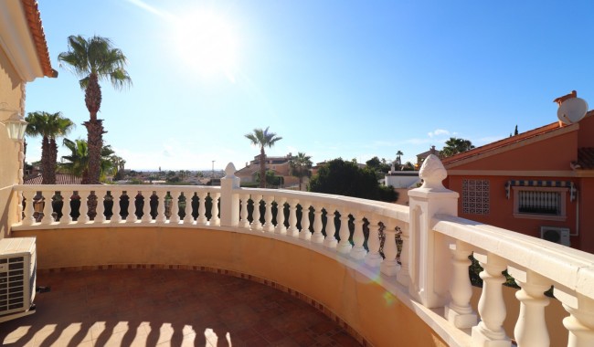 Begagnad - Villa - La Marina - La Escuera