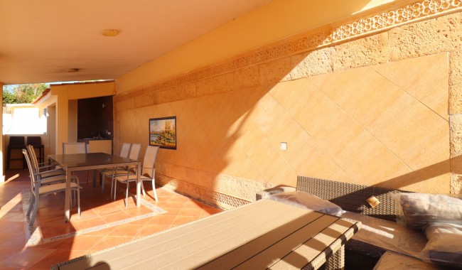 Begagnad - Villa - La Marina - La Escuera