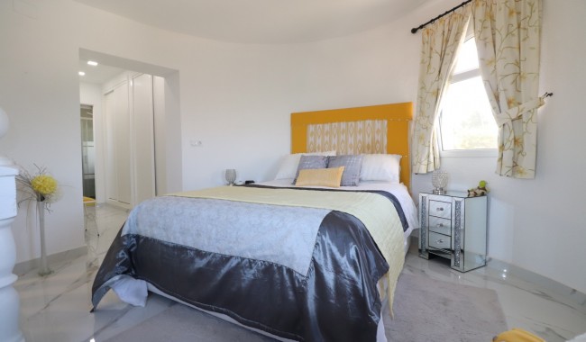 Resale - Villa - Algorfa - Lomas De La Juliana