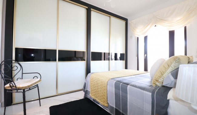 Resale - Villa - Algorfa - Lomas De La Juliana