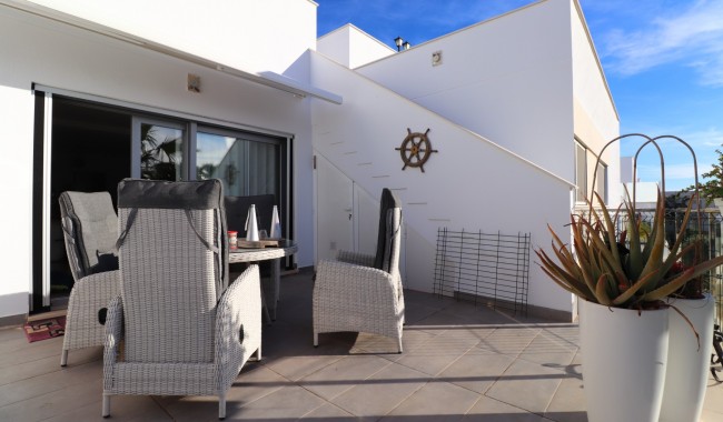 Sprzedaż - Apartament - Los Montesinos - Entre Naranjos / Vistabella Golf