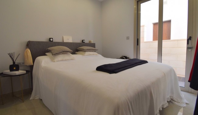 Sprzedaż - Willa - Orihuela - Villamartín