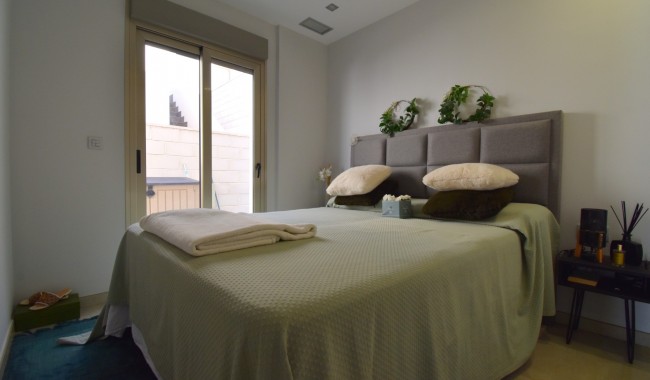 Sprzedaż - Willa - Orihuela - Villamartín