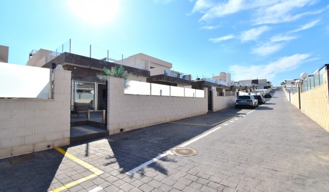 Sprzedaż - Willa - Orihuela - Villamartín