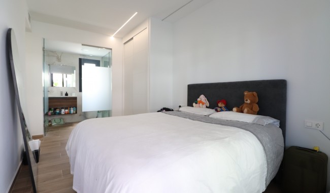 Resale - Apartment - Orihuela - Villamartín