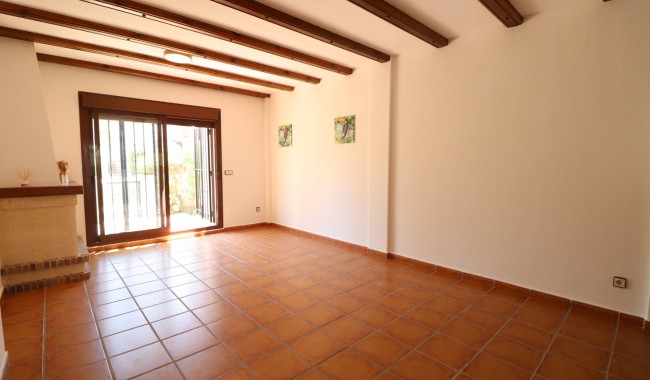 Brukt - Vertikaldelt - Algorfa - La Finca golf