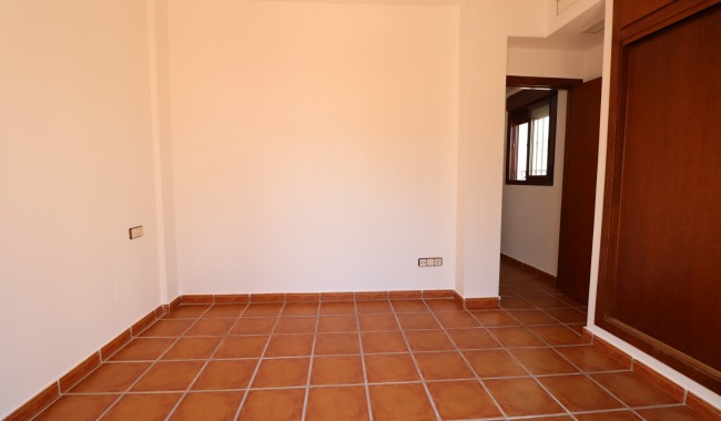 Begagnad - Vertikalt delad - Algorfa - La Finca golf