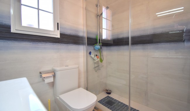 Resale - Villa - Orihuela - Playa Flamenca