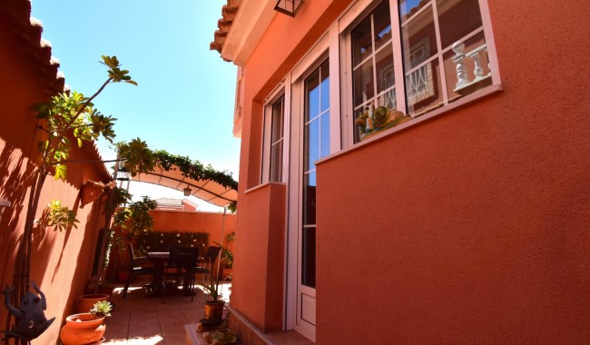 Resale - Villa - Orihuela - Playa Flamenca