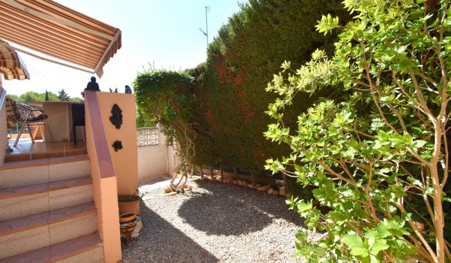 Begagnad - Villa - Orihuela - Los Balcones