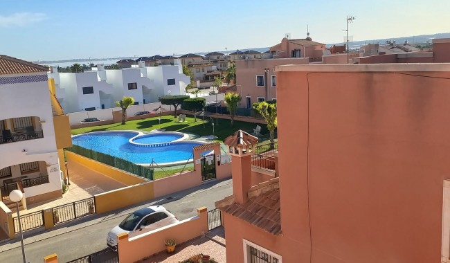 Segunda mano - Casa Quatro - Los Montesinos - La Herrada