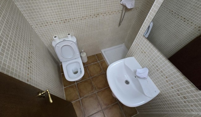 Begagnad - Vertikalt delad - Algorfa