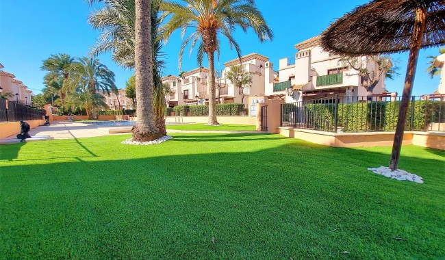 Begagnad - Vertikalt delad - Algorfa