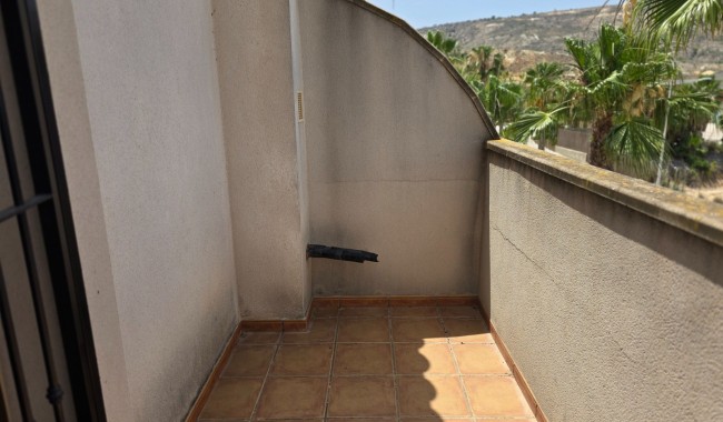 Segunda mano - Semi separado - Algorfa