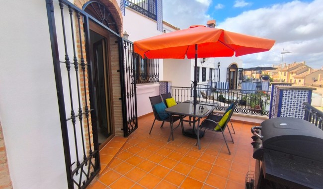 Brukt - Vertikaldelt - Algorfa