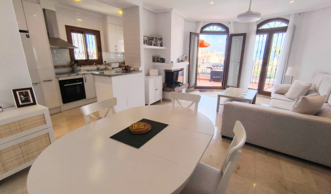 Brukt - Vertikaldelt - Algorfa