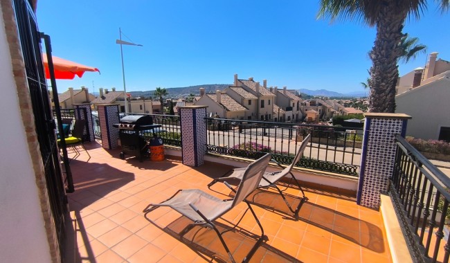 Brukt - Vertikaldelt - Algorfa